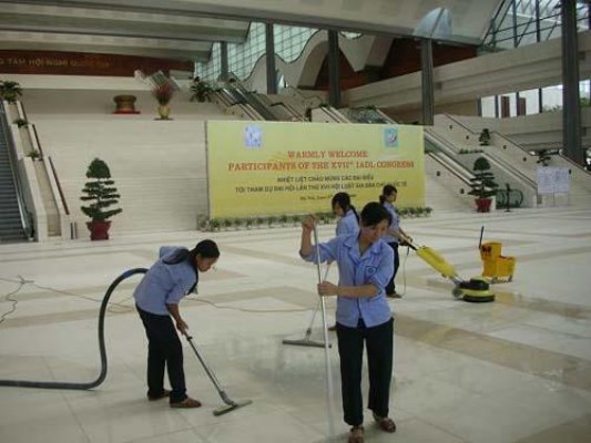 Dịch vụ vệ sinh nhà máy - VPĐD tại Hưng Yên - Công Ty TNHH Dịch Vụ Công Nghiệp Huy Hoàng
